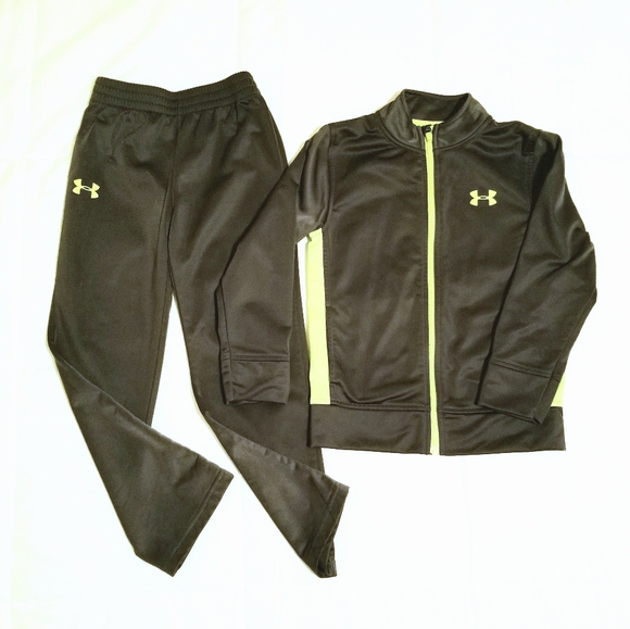 under armour jogging suit